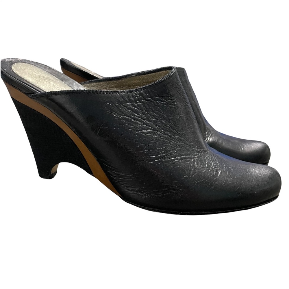 Cole HAAN black leather slide shoes size 8
